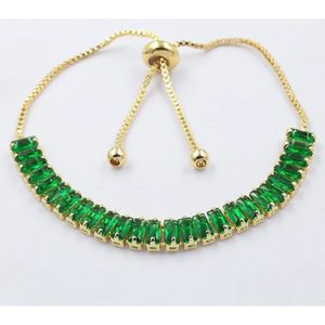 Pulsera con baguetes verdes claros